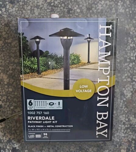 Hampton Bay Black Low Volt LED Landscape Path Light Kit 6 Lights +Power & Wire