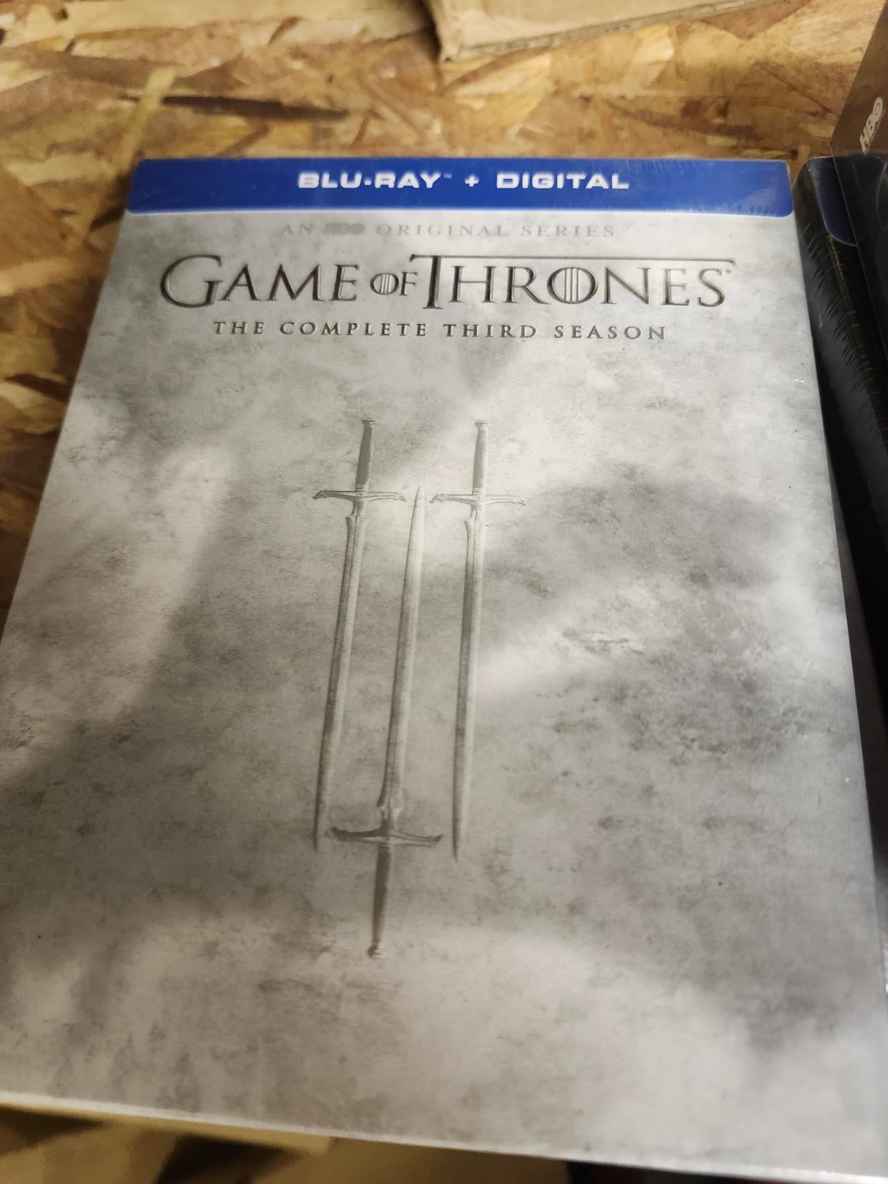 Game of Thrones Season 3 complete DVD + Blu Ray