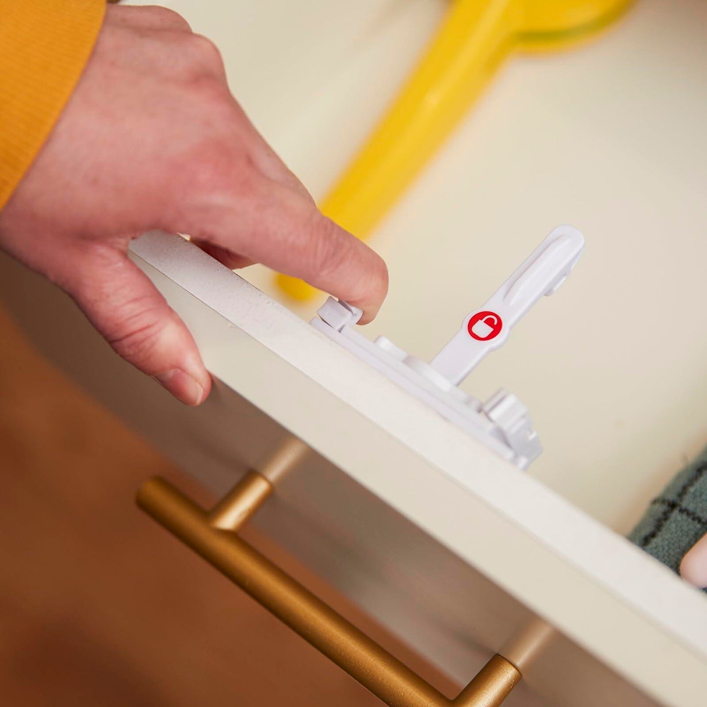 Safety 1st Secure-to-Explore Adhesive Locks (8 Locks), White, Toddler